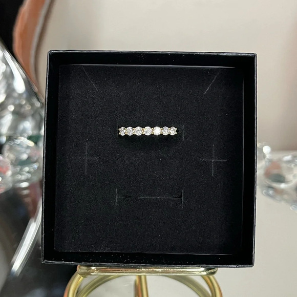 GOLD Elegant Half Eternity Moissanite Ring 0.7CT SZ.8 - Picture 5 of 6